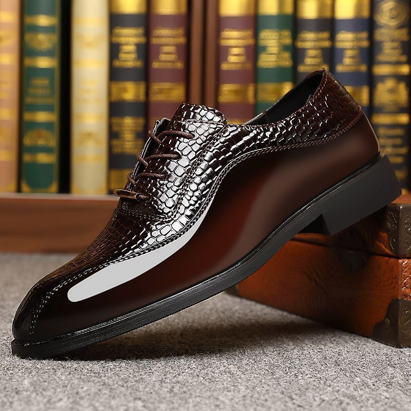 メンズ光沢パテントレザー英国風ポインテッドトゥドレスシューズ - Men Shoes Formal のレビューと価格