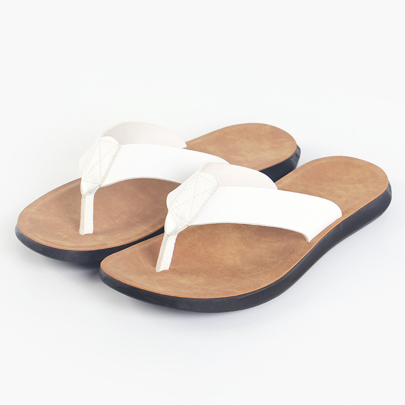 38-47 新しいイタリアンレザービーチサンダル男性用カジュ - Men Shoes On のレビューと価格