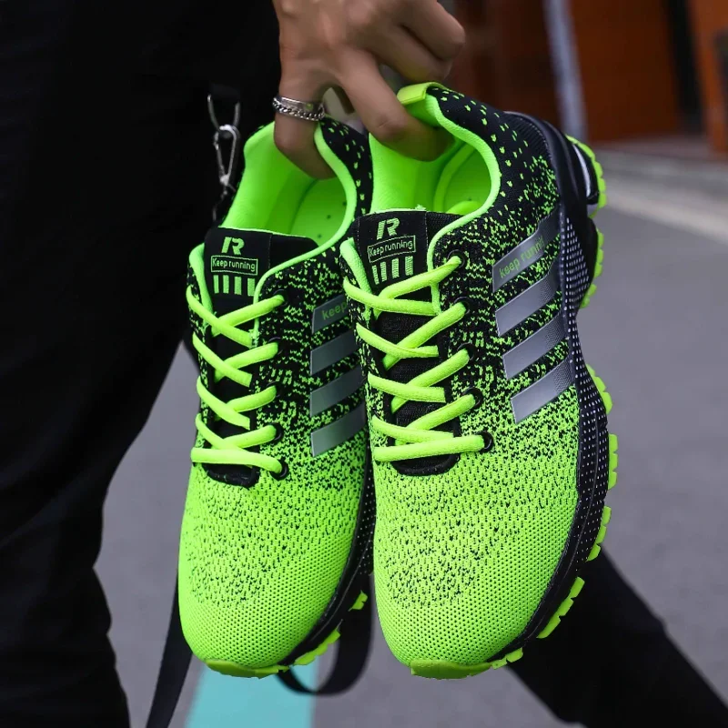 2025年激安メンズランニングシューズ、通気性メッシュスニー - Men Shoes Running Sale のレビューと価格